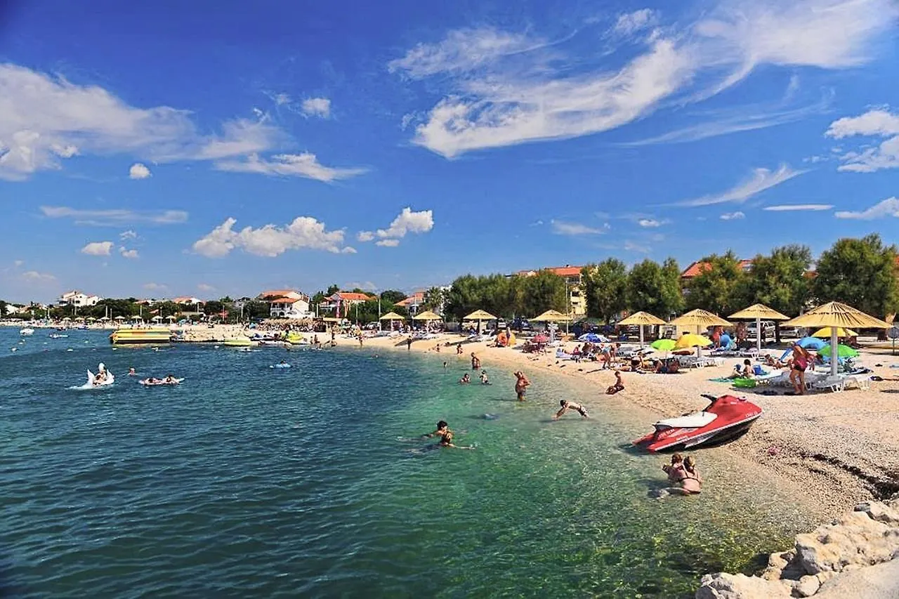 Apartments With A Parking Space Vrsi - Mulo, Zadar - 5796