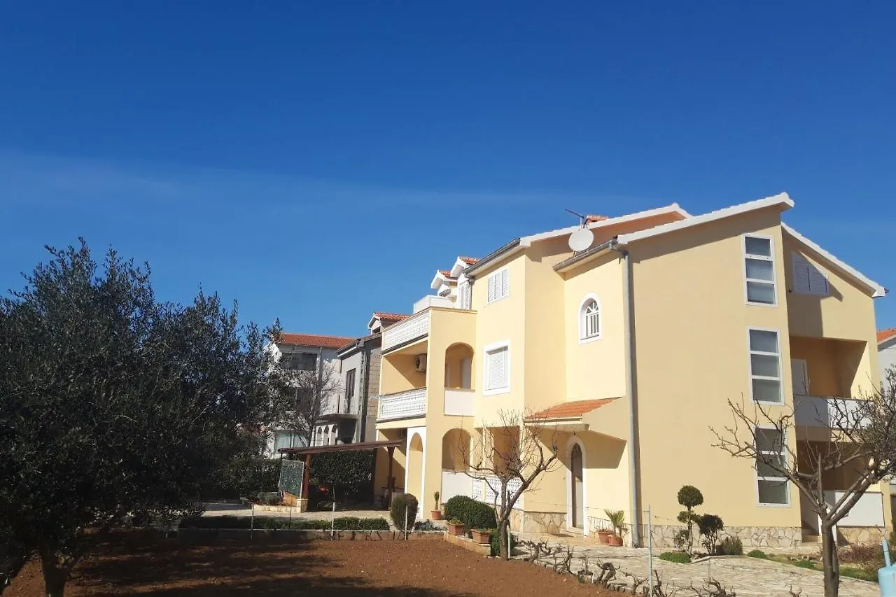 Apartments With A Parking Space Vrsi - Mulo, Zadar - 5796