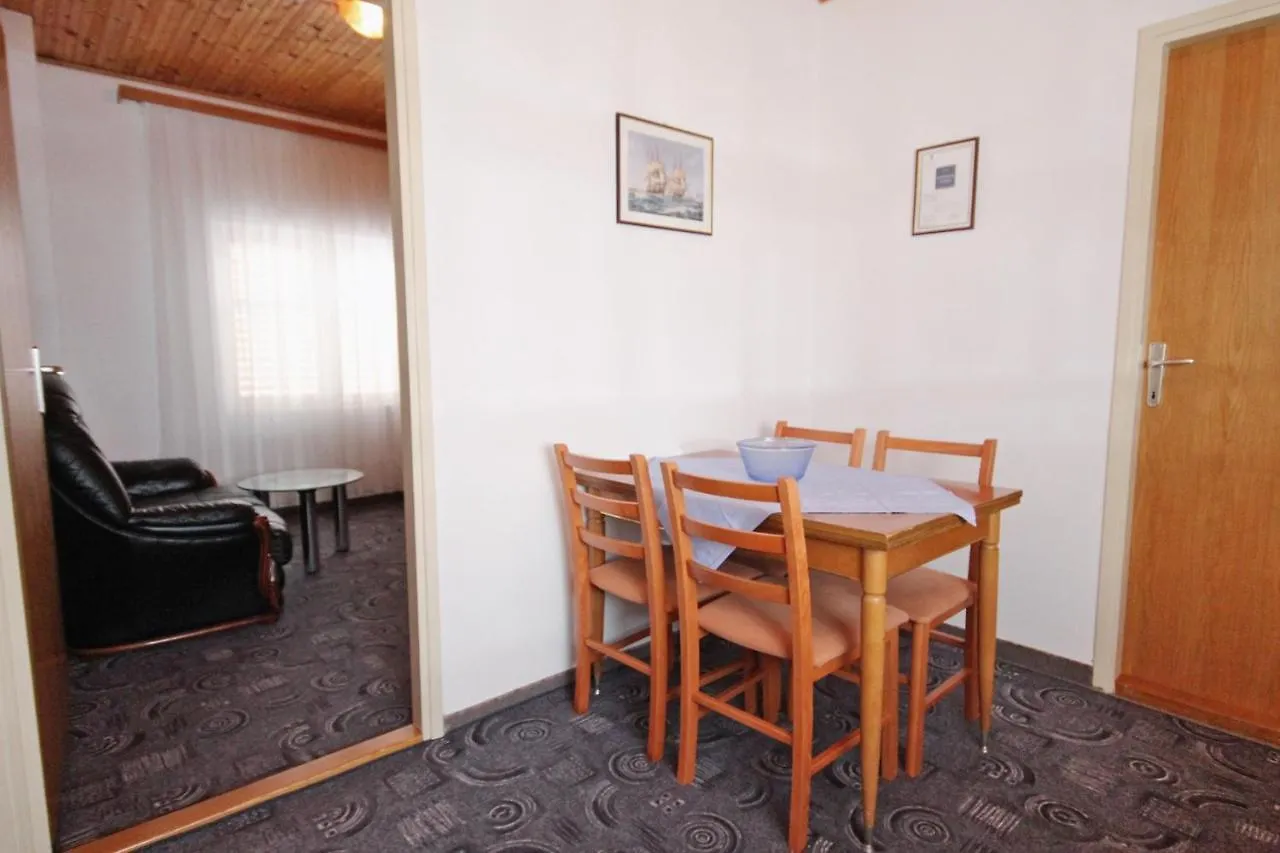 Apartments With A Parking Space Vrsi - Mulo, Zadar - 5796